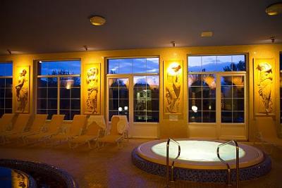 Bellevue Hotel 3* con sauna, jacuzzi y piscina - ✔️ Hotel Bellevue*** Esztergom - barato hotel bienestar en Esztergom de 4 estrellas