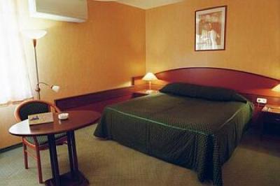 Elegante e confortevole camera matrimoniale - Aquarius Hotel Budapest - 4 stelle a Budapepst - Hotel Aquarius Budapest - albergo 4 stelle a prezzi vantaggiosi a Budapest