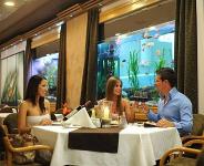El restaurante de Hotel Mendan en Zalakaros con platos hungaros y internacionales