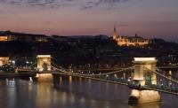 Vista panoramica notturna di Budapest dall'Hotel Sofitel Budapest