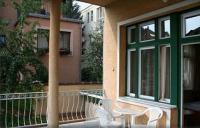 Villa Hotel Kristal Budapest - ヴィラホテル クリスタルはブダペストの市街地やビジネス街に近く大変便利です Villa Hotel Kristal Budapest - ヴィラホテル クリスタルはブダペストの市街地やビジネス街に近く大変便利です