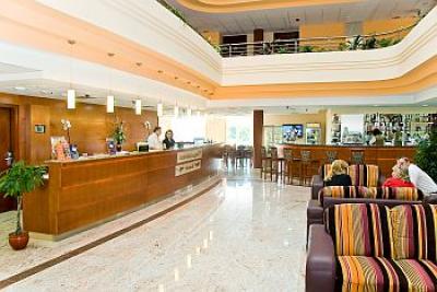 Lobby and reception in Airport Hotel Budapest**** - ✔️ Airport Hotel Budapest**** - Discount hotel with free transport from the airport