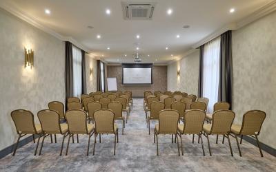 Sala conferenze Anna Grand Hotel, sala conferenze a Balatonfured - ✔️ Anna Grand Hotel**** Balatonfured - hotel benessere sulla riva del Lago Balaton