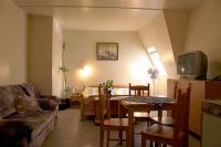 Apartman Hotel Sárvár - シャ-ルヴァ-ルの格安ホテルのお部屋は広々としており、ご家族でのご利用に最適です