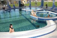 Apartman Aqua Spa Wellness Cserkeszolo - ブダペストから140kmのところにあり、当ホテルにて週末リフレッシュすることができます