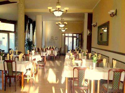 Hotel Aqua Kistelek - restaurant in Kistelek  - ✔️ Hotel Aqua Kistelek - packages with half board and free entrance to the thermal bath