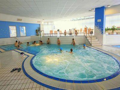 Aqua Hotel Kistelek - piscine thermale et bien-être dans le bain thermal de Kistelek - ✔️ Hôtel Aqua Kistelek - forfaits avec demi-pension et entrée gratuite au bain thermal