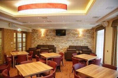 Cafe och restaurang i Hotell Atlantis Hajduszoboszlo 4* - ✔️ Atlantis Hotel**** Hajdúszoboszló - Medical Wellness och Konferenshotell i Hajduszoboszlo - med billiga priser