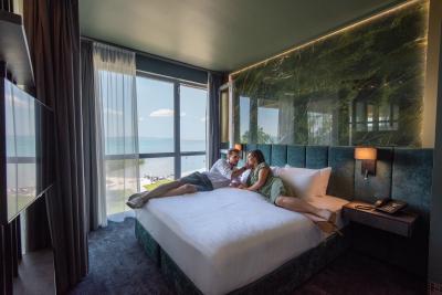  5* отел Azur Premium в Шиофоке - ✔️ Azúr Prémium Hotel***** Siófok - Новый отель велнес в Шиофоке