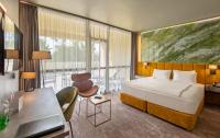 Hotel Azur Premiumウェルネスホテル、バラトン湖のオンライン予約