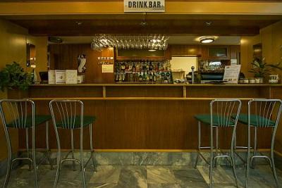 Hotel Panorama - Hotel drinkbar mit Kaffee- und Getränkespezialitäten - ✔️ Panoráma Hotel*** Balatongyörök - Wellnesshotel am Plattensee