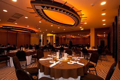 Отель Hotel Bambara - элегантный ресторан, отличное место для проведения гала-ужинов и вечеров - ✔️ Bambara Hotel Felsotarkany**** - Bukk Отель Бамбара в городе Бюкк