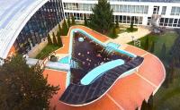 Piscina con acqua termale a Hajduszoboszlo all'Hotel Beke