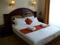 Bellevue Wellness Hotel in Esztergom 3* mit Halbpension