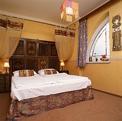 Cameră în stil indian - hotelul Best Western Janus la lacul Balaton