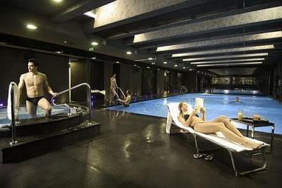 Wellnesscentrum på Hotel Broadway med jakuzzi, bastu, damfbad och swimmbad - Bliss Wellness Hotel Budapest - apartements på Hotel Bliss, i innerstan av Budapest på gunstigt pris