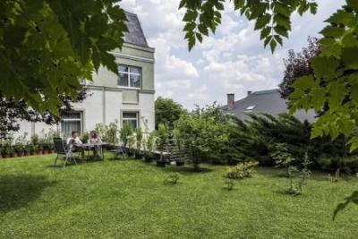 Hotel Jagello - betaalbare accommodatie in Boeda - tuin van het Business Hotel Jagello - ✔️ Hotel Jagello*** Boedapest - Hotel Boedapest - 3-sterren hotel vlakbij het Congresscenter