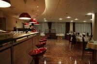 Drinkbar i hotellet vid Lagymanyosi bron Canada Hotel Budapest 