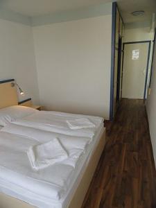 Cheap accommodation in Siofok in Hotel Lido - comfortable double room - Hotel Lido Siofok - Hotel at lake Lake Balaton, Hungary