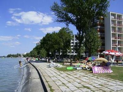 Hotel Lido Siofok - 3-star hotel directly on the shore of Lake Balaton - Hotel Lido Siofok - Hotel at lake Lake Balaton, Hungary