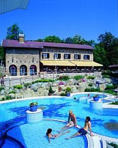 Bazin de aventură în hotelul Danubius Health Spa din Heviz
