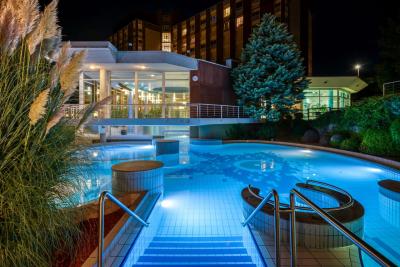 Danubius Health Spa Resort Aqua Heviz - 温泉のホテル  - ✔️ ENSANA Thermal Hotel Aqua**** Hévíz -  温泉のホテル 