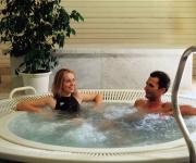 Baie medicinală în Heviz, Ungaria - Hotel Danubius Health Spa Resort Heviz 