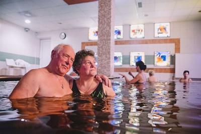 Thermal pool in Elixir Medical Wellness Hotel in Morahalom  - ✔️ Hotel Elixír*** Mórahalom - znizki na pakiety wellness w Mórahalom