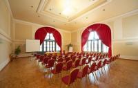 Conference rooom for rent in Godollo in an elegant and silent surrounding close to Budapest