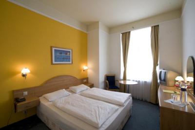 Elégante chambre double - Hôtel Golden Park - Budapest - Golden Park Hotel Budapest**** - Hôtel près de la Gare de l'Est