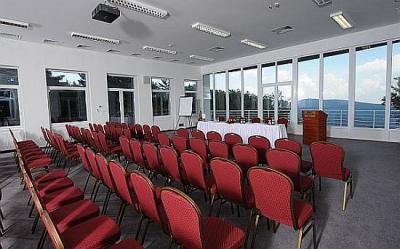 Salle de conférence et salle de spectacle à bon prix à Galyateto - ✔️ GrandHotel Galya**** Galyatető - Hôtel bien-être à prix réduit Galyateto dans le Matra