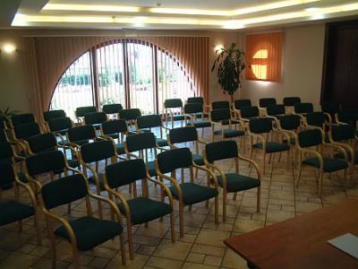 Conference- and eventrooms in Airport Hotel Stacio in Vecses - ✔️ Airport Hotel Stáció**** Vecsés - discount hotel close to Budapest Airport