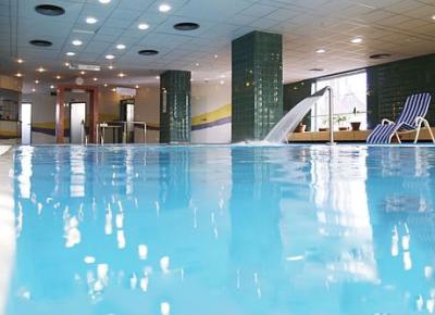 Wellnesshelg på Hotel Danubius Arena i Budapest - inre uppeldelat bad - ✔️ Hotel Arena**** Budapest - wellnesshelgaktion nära Vasarvaros och Stadionok
