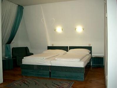 Doppelzimmer im Hotel Bara Budapest - ✔️ Hotel Bara*** Budapest - auf der Budaer Seite unweit vom Stadtzentrum