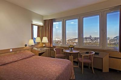 Tweepersoonskamer in het Hotel Budapest - Boedapest  - ✔️ Hotel Budapest**** Budapest - elegant hotel met panorama vlakbij Moszkva plein in Boedapest