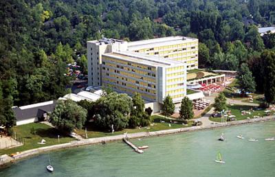 Hotel Club Tihany - viersterren hotel Tihany - ✔️ Hotel Club Tihany**** - wellnesshotel direct aan de Balaton-oever in Tihany