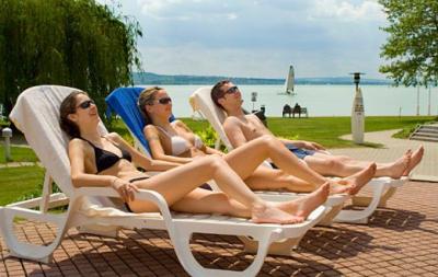Hotel Club Tihany - Balaton - Weekend at lake Balaton - ✔️ Hotel Club Tihany**** - Directly on the shore of Lake Balaton