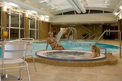 Romantisk hälsohelg i Drava Wellness and Spa Hotel - ✔️ Dráva Hotel**** Thermal Resort Harkány - Thermalhotell med wellness advelning i Harkany