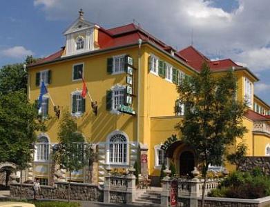 Nieuw hotel in Eger - Wellnessweekend in Hotel Eger Park - 3-sterren hotel - Wellness Park Hotel Eger  - Hotel Eger**** Park Eger - goedkoop wellnesshotel in Eger, Hongarije