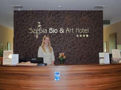 Primul  hotel de conferinţe şi wellness din bazinul Zsámbék - ✔️ Szépia Bio Art Wellness Hotel**** Zsámbék - hotel wellness la un preţ accesibil