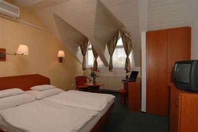 3* Wellness Hotel Flora Tweepersoonskamer in Eger - ✔️ Hunguest Hotel Flora*** Eger - thermaal en wellnesshotel in Eger