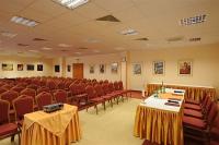 Sală de conferinţe în hotelul Flora de wellness în Eger, Ungaria