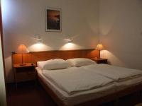 Billig logi i Budapest - rummet i Hotell Griff 