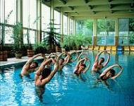 Hôtel Helikon Keszthely au lac Balaton, gymnastique dans l'eau