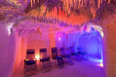 Lotus Termal Spa Hotell - det fantastiska salt kammare, saltet kommit direkt från döda havet - ✔️ Lotus Therme Hotel***** Heviz - lyxig termal och hälsåhotell i Heviz med fömånliga speciell priser