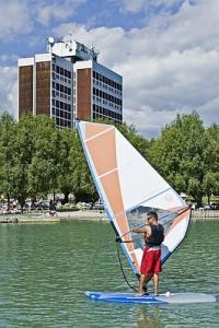 Windsurf en el Danubius Hotel Marina Balatonfured - varias posibilidades de deportes - ✔️ Hotel Marina*** Balatonfüred - Hotel all inclusive alrededor del lago Balaton