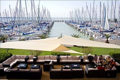 Panorama sur le port de yacht dans l'Hôtel Marina Port - ✔️ Hotel Marina Port**** Balatonkenese - hotel centre bien-être sur les rives du Lac Balaton