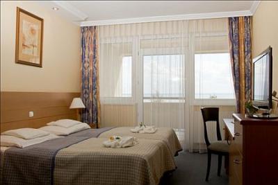 Discount hotel in Balatonkenese at Hotel Marina-Port - ✔️ Hotel Marina Port**** Balatonkenese - 4-star wellness hotel at Lake Balaton