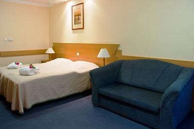 Bekvämt rum i Hotell Marina-Port i ett paket erbjudandet - ✔️ Hotell Marina Port**** Balatonkenese - 4 tsjärnig hotell vid Balaton