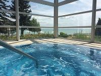 4* Wellness Hotel Marina-Port met jacuzzi in Balatonkenese